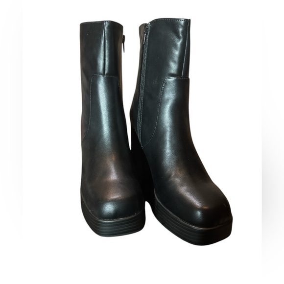 Wild Pair Womens Stellaa Comfort Insole Mid-Calf Boot | Size 11 | Black - Picture 8 of 10